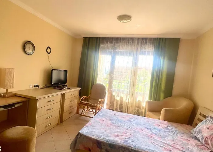 Amarena Santa Marina, 아파트 소조폴